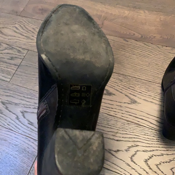 Black and Tan Aldo leather boots size 7.5 - Picture 5 of 5